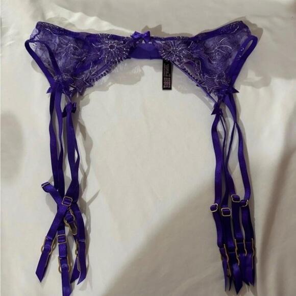 Victoria secret Starstruck Garter Belt - Picture 1 of 7